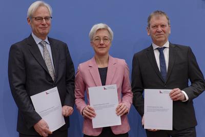 Expertenrat Klima stellt Zweijahresgutachten vor-stock-foto
