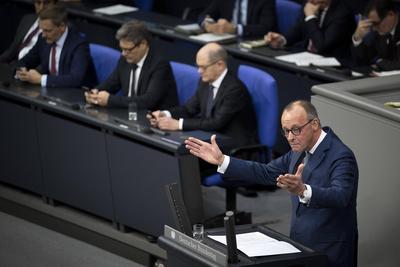 Friedrich Merz, Olaf Scholz - Bundestag DEU, Deutschland, Germany, Berlin, 13.12.2023 Rede von Friedrich Merz , Vorsitze-stock-foto
