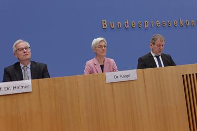 Expertenrat Klima stellt Zweijahresgutachten vor-stock-foto