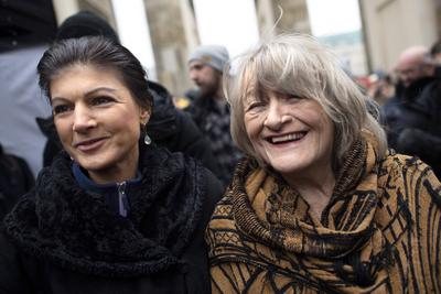Sahra Wagenknecht, Alice Schwarzer - Aufstand fuer Frieden DEU, Deutschland, Germany, Berlin, 25.02.2023 Sahra Wagenknec-stock-foto