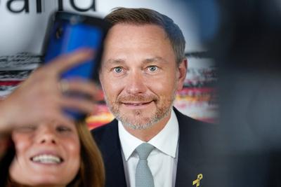 News Bilder des Tages Portraits von Finanzminister Christian Lindner auf der Fraktionsebene Aktuell, 08.11.2022, Berlin,-stock-foto