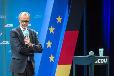 Wahlveranstaltung der CDU mit Spitzenkandidat Friedrich Merz in Singen am Hohentwiehl. //05.02.2025: Singen, Baden-W?rtt-stock-foto