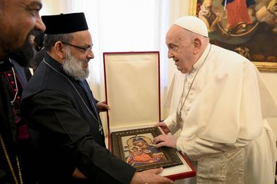 ITALY - REL - POPE FRANCIS RECEIVES PRIESTS AND MONKS OF EASTERN AUTOCHEPHALOUS CHURCES AT CASA SANTA MARTA AT THE VATICAN 06-02-2025-stock-foto