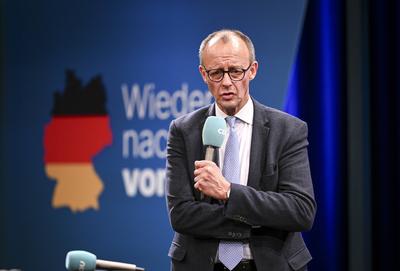 Wahlkampftour mit Kanzlerkandidat der Union, Friedrich Merz-stock-foto