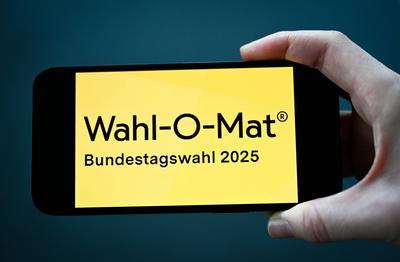 Wahl-O-Mat zur Bundestagswahl gestartet-stock-foto