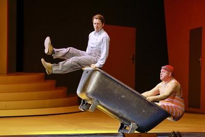 Pferd frisst Hut, Komische Oper Berlin, Premiere am 08.02.2025-stock-photo