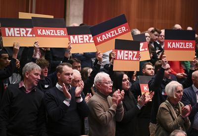 Wahlkampftour mit Kanzlerkandidat der Union, Friedrich Merz-stock-foto