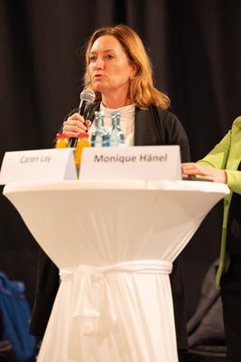 Caren Lay, Die Linke beim Wahlforum zur Bundestagswahl im Kulturzentrum Johanneskirche. L?bau, 05.02.2025 Sachsen German-stock-foto