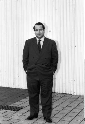Paul-Loup Sulitzer (Autor) 10/90 h?r Paul-Loup Sulitzer im Oktober 1990 w?hrend der Frankurter Buchmesse Messe Frankfurt-stock-foto