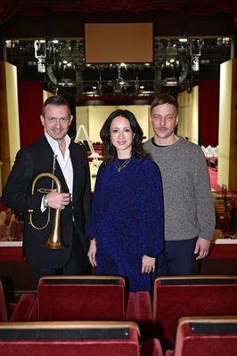 Till Br?nner, Stephanie Stumph, Tom Wlaschiha-stock-foto