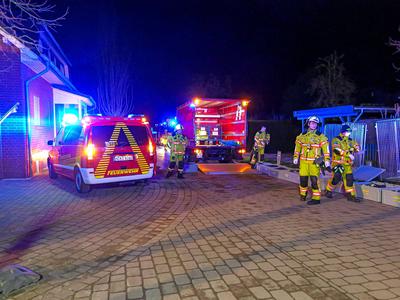 Zwei Tote bei Brand in Reihenhaus Zwei Personen kamen heute in den fr?hen Morgenstunden durch einen Brand im Haflinger W-stock-foto