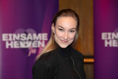 Filmpremiere EINSAME HERZEN-stock-foto
