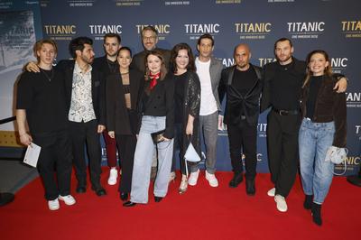 Leif Lunburg, Ricardo Angelini, Gast, Shaolyn Fernandez, Julia Wiedemann, Stefan Bockelmann, Sarah Victoria Schalow, Abbassi, Igor Dolgatschew, Gast, Vitali Huk, Amrei Haardt, Ania Niedieck-stock-foto