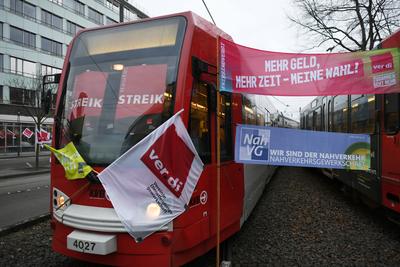 Wirtschaft Verkehr, ?PNV KVB Streik  - K?lner Verkehrs-Betriebe streiken-stock-foto