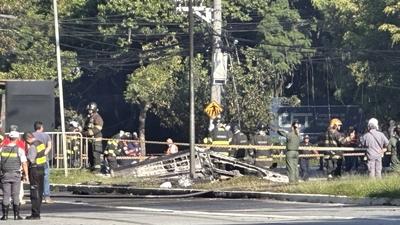 Plane crash in sao paulo-stock-foto