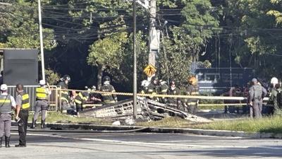 Plane crash in sao paulo-stock-foto