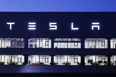 Tesla Giga Factory Gruenheide, 13.01.2023 - Batteriefabrik des US Elektroautobauers Tesla am Tesla Werksgelaende. Nach P-stock-photo