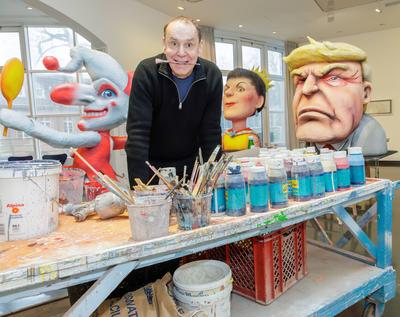 Ausstellung "Jacques Tilly. Freigeist - 200 Jahre Comitee D?sseldorfer Carneval e. V."-stock-foto
