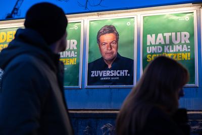 Robert Habeck auf einer Wahlkampftour zur Bundestagswahl-stock-foto