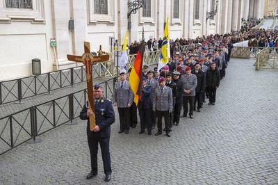 ITALY -JUBILEE OF THE ARMED FORCES, POLICE AND SECURITY PERSONNEL IN ROME - 2025/2/8-stock-foto