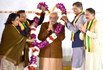 BJP Wins Delhi Assembly Elections After 26 Years, Wins 48 Seats-stock-foto