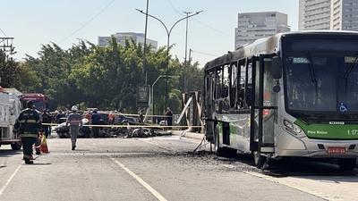 Plane crash in sao paulo-stock-foto