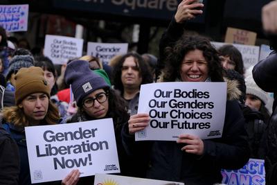 New York City,NY-February 8th 2025: Thousands of New Yorkers gathered in Union Square to fight for the rights of Transge-stock-foto