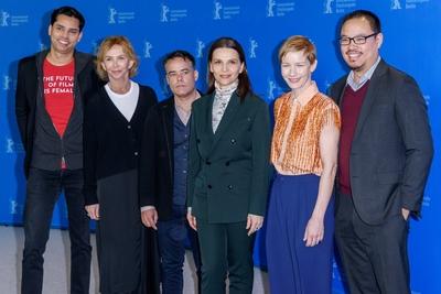 Rajendra Roy Sandra H?ller Sebasti?n Lelio Juliette Binoche Justin Chang Trudie Styler beim Pho-stock-foto