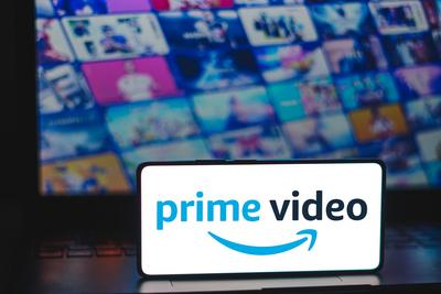 December 5, 2023, Brazil. In this photo illustration, the Amazon Prime Video logo is displayed on a smartphone screen. D-stock-foto