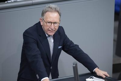 Erwin RUEDDEL, R?ddel, CDU"!/CSU-Fraktion, bei seiner Rede Debatte zur Staerkung der Impfpraevention gegen COVID-19, 7. P-stock-photo