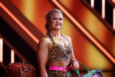 Fitness-Bloggerin Sophia Thiel in der siebten Live-Show bei der 17. Staffel der RTL-Tanzshow Let s Dance im MMC Coloneum-stock-foto