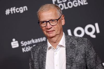 Fernsehmoderator G?nther Jauch bei der Vorstellung des Films Hape Kerkeling - Total Normal zum 60. Geburtstag des Komike-stock-foto