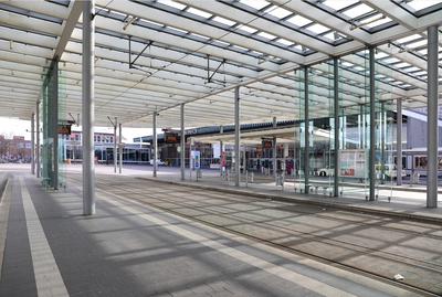 Niedersachsen Braunschweig, 27.03.2023, Streik im Fern- und Nahverkehr, Hauptbahnhof Braunschweig, Busbahnhof *** Lower-stock-foto