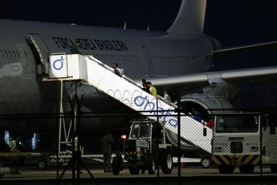 Flight with US deportees arrives in Brazil-stock-foto