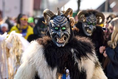 Mertingen, Bavaria, Germany - February 9, 2025: Big carnival parade in Mertingen. Bavaria celebrates carnival on the str-stock-photo