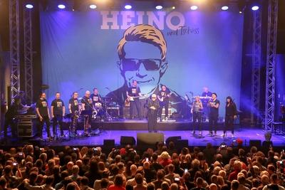 HEINO und Tsch?ss Das letzte Album am 29 03 2019 in der Turbinenhalle in Oberhausen Heino live-stock-foto