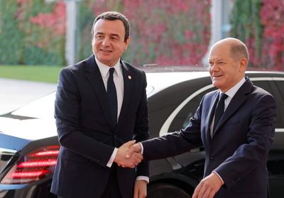 Albin Kurti, Premierminister von Kosovo, Olaf Scholz, Bundeskanzler, Deutschland, Berlin, Bundeskanzleramt, Gipfel des B-stock-photo