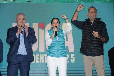 RESULTADOS LUISA GONZALEZ-stock-foto