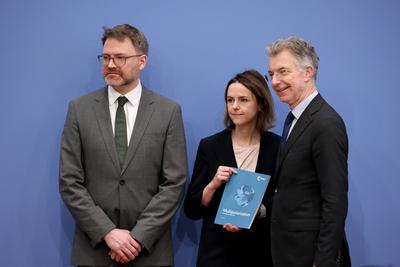 Bunde + Eisentraut + Heusgen-stock-foto