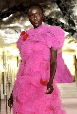 Nyfw: nardos fall 2025 collection.-stock-foto