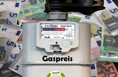 Bayern, Deutschland 02. Februar 2024: Hier im Bild ein Gasz?hler, Gasuhr, Messger?t zum Gasverbrauch, Energie, Gas, Kilo-stock-foto