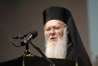 Der ?kumenische Patriarch von Konstantinopel, Bartholom?us I. spricht am Mittwoch (05.09.07) beim Er?ffnungsplenum zur-stock-photo