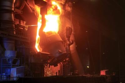 Konverterstahlwerk DEU/Brandenburg/Eisenh?ttenstadt ? ArcelorMittal Stahlwerk: In Eisenh?ttenstadt steht ein integriert-stock-foto