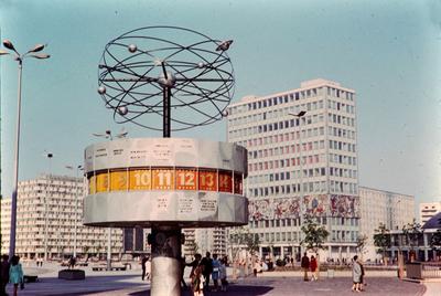 Archivbilder der Woche KW06 Berlin GER, Berlin, 20240101, Aufnahme ca. 1970, Stadtansicht, mit Fernsehturm, mit Weltzeit-stock-photo