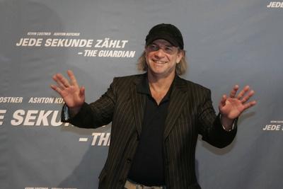 Jede Sekunde zaehlt - The Guardian-stock-photo