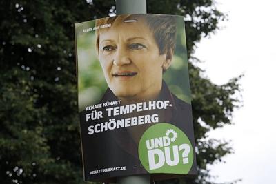 Berlin,GER,Deutschland,04.08.2013,Bundeswahlkampf zur Bundestagswahl am 22.September 2013,im Bild zu sehen:Ein Plakat de-stock-foto