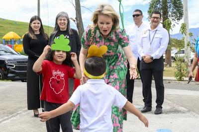 Queen Mathilde In  Costa Rica With Unicef-stock-photo