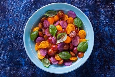 tomatensalat,vegan *** tomato salad,vegan ghg-knh-stock-foto