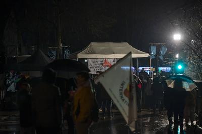 Hunderte demonstrieren gegen Frohnmaier-Auftritt, Hunderte Demonstranten protestierten gegen einen Auftritt des umstritt-stock-foto