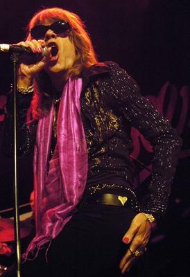 Bildnummer: 58087138  Datum: 09.10.2006  Copyright: imago/Future ImageDavid Johansen (The New York Dolls) The New York Dolls live in der Hamburger Fabrik Foto:xR.xKeuntjex/xFuturexImage People Kultur Musik xmk x0x 2006 hoch S?nger Rock Protopunk Glamrock Schauspieler  58087138 Date 09 10 2006 Copyright Imago Future Image David Johansen The New York Dolls The New York Dolls Live in the Hamburg Factory Photo XR   Celebrities Culture Music xmk x0x 2006 vertical Singer Rock  Glam Rock Actor-stock-foto